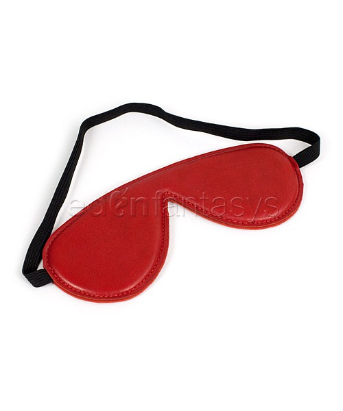 Simple leather blindfold