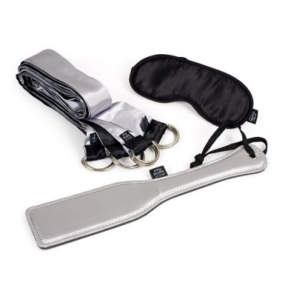 Fifty Shades of Grey Submit to me kit