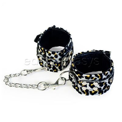 Extreme pure gold cuffs