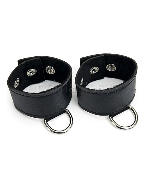 Noir wrist cuffs