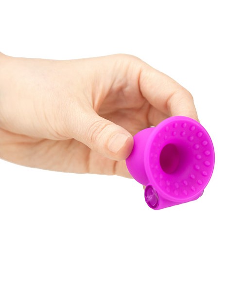 Vibrating nipple sucker