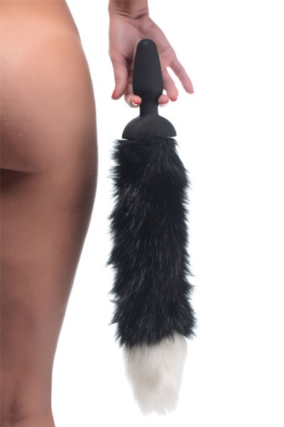Tailz Wagging & Vibrating Fox Tail 5" Butt Plug With Remote