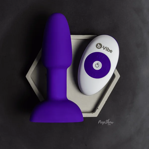 Petite Vibrating Rimming Plug — image 6 of 19