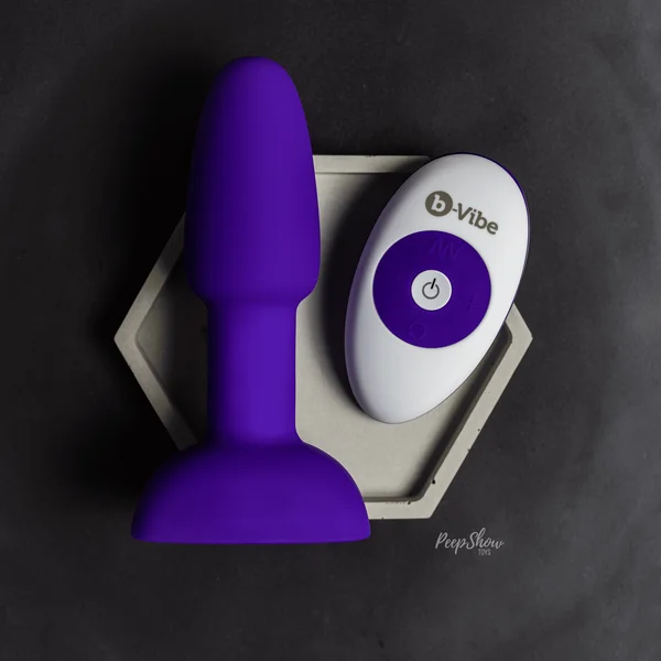 Petite Vibrating Rimming Plug — image 12 of 19