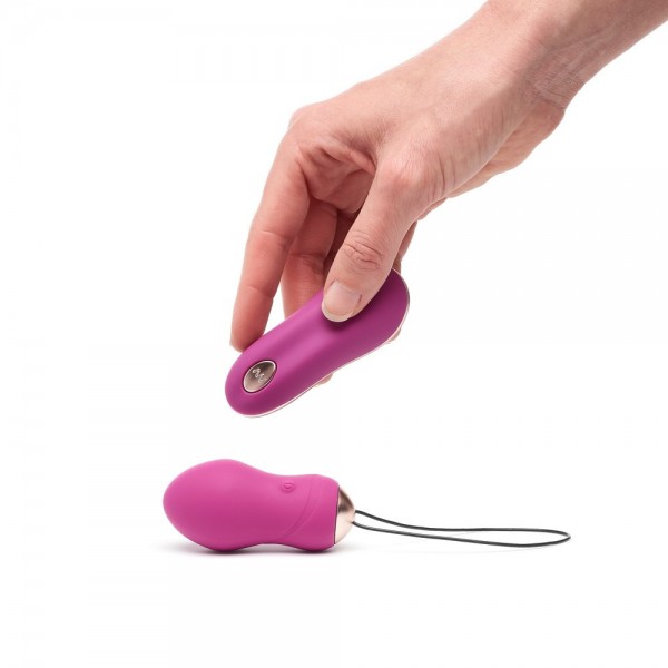 So Divine Addicted Vibrating Love Egg With Remote Control