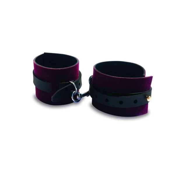 Sportsheets Enchanted Kit Bondage Cuffs and Blindfold Set — image 13 of 20