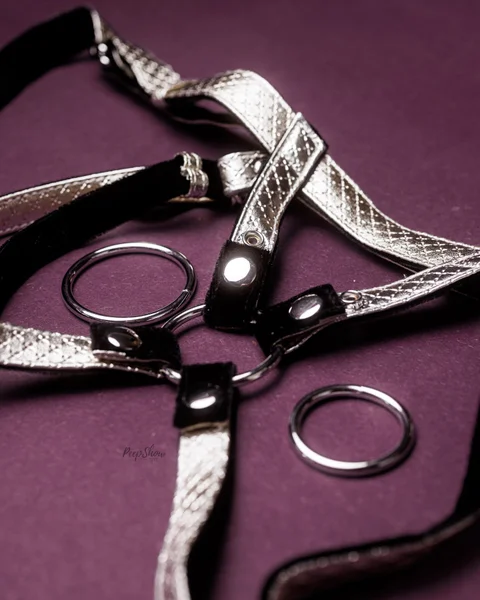 CalExotics Her Royal Harness Regal Duchess Strap-On Harness — image 18 of 25
