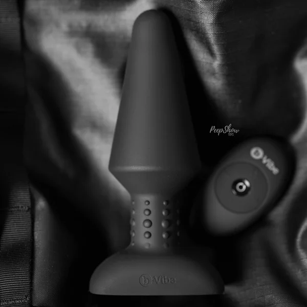 b-Vibe Rimming Plug XL with Rotating Beads — image 11 of 17