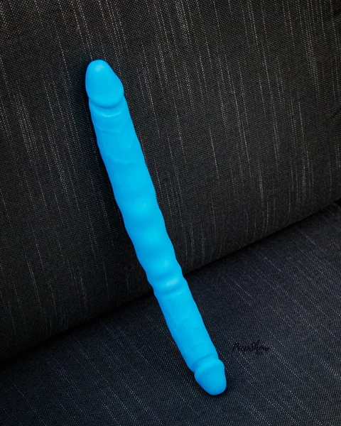 Colours Double Pleasures Silicone Double Dildo — image 5 of 12