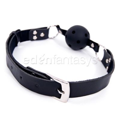 Breathable rubber ball gag