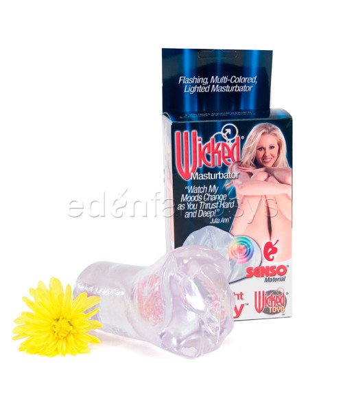 Wicked masturbator Julia Ann mood-light pussy — image 4 of 5